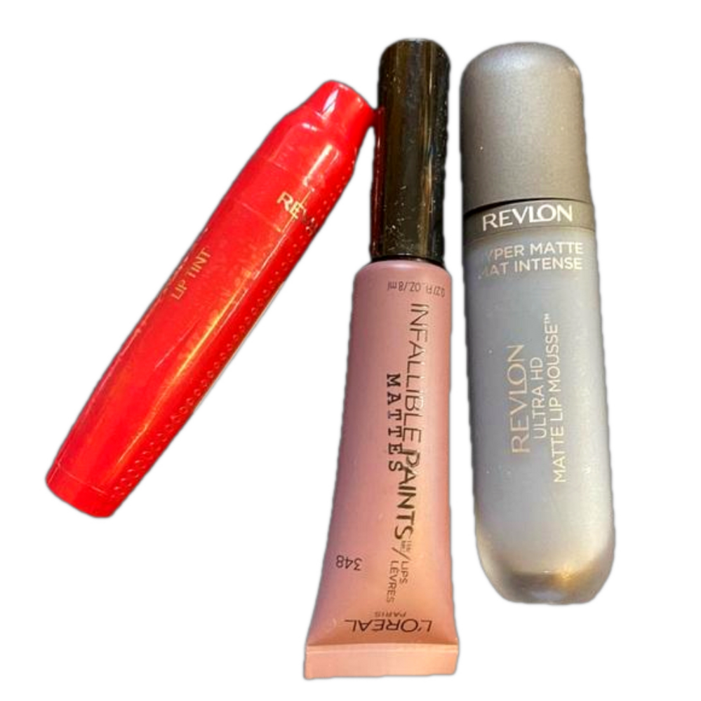 3 for $18 lips 👄 brand new in packaging